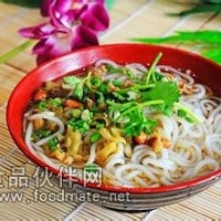 濟(jì)南桂林米粉培訓(xùn)，煙臺(tái)加盟桂林米粉做法