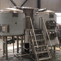 大型精釀啤酒設(shè)備啤酒廠釀酒設(shè)備生產(chǎn)廠家