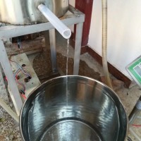 不銹鋼蒸酒機(jī)，套管冷卻式白酒設(shè)備