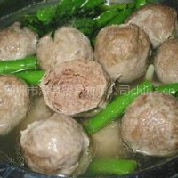 牛筋丸、豬肉丸、牛肉丸、香菇貢丸、玉米貢丸、脆皮貢丸