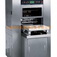 半自動(dòng)冷鮮肉盒裝氣調(diào)保鮮包裝機(jī)