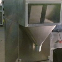 味精、飼料、玉米等顆粒粉狀定量包裝機(jī)