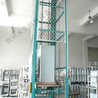 垂直提升機(jī)