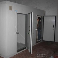 冷庫門