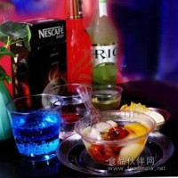 康衛(wèi)者一次性餐具我產你銷不愁銷路