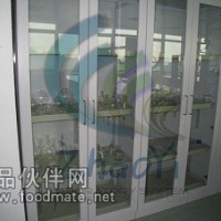 器皿柜