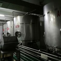 二手不銹鋼發(fā)酵罐