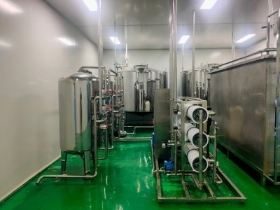 各種不銹鋼罐，巴氏殺菌機(jī)，倒瓶殺菌機(jī)